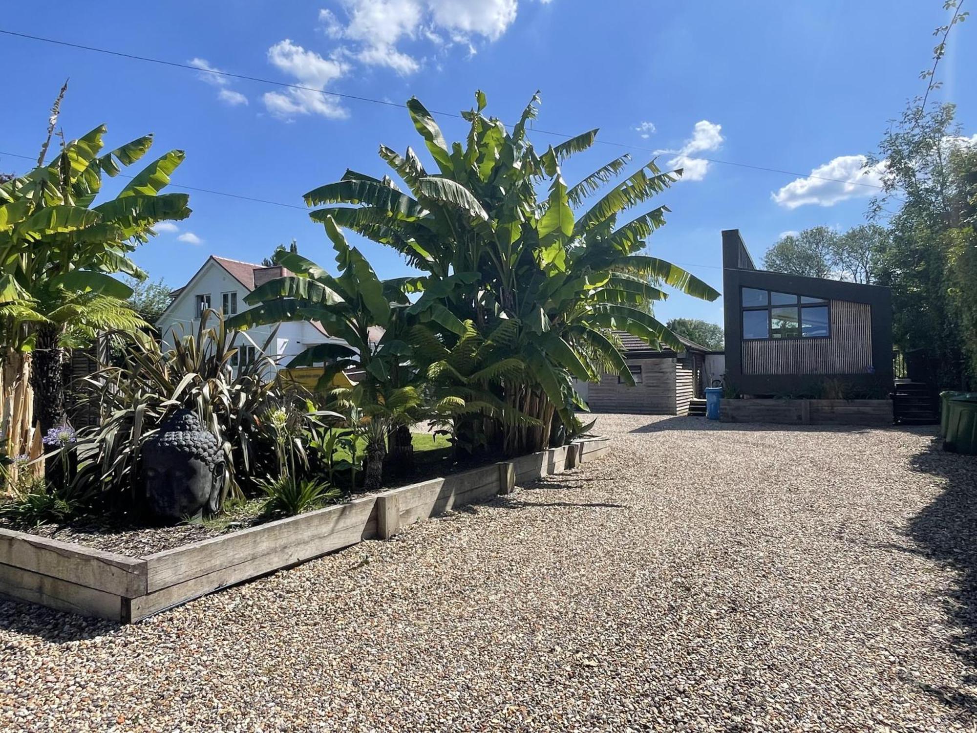 River Guest House With Jacuzzi Fire And Boat Hire Staines-upon-Thames Buitenkant foto